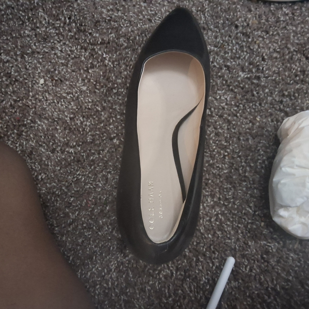 Cole Haan Elegant Black Stiletto Heels - Picture 2 of 8